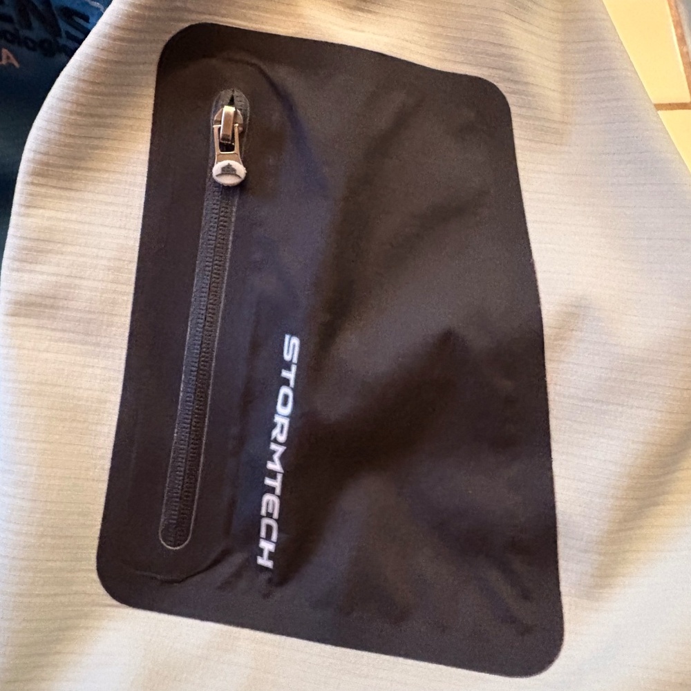 Stormtech Jacket - image 7